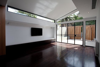 Inspiration for a large contemporary home design in Melbourne.