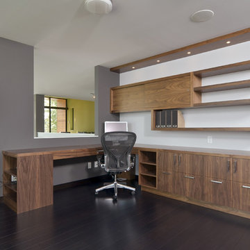 Edgewater Residence