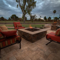 Bobis Backyard Resort - Fire Pits