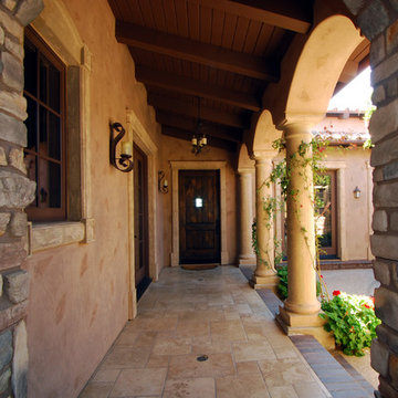 Sienna Vineyard Estate - Loggia