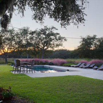 Luxury Pool and Spa on Clark's Sound