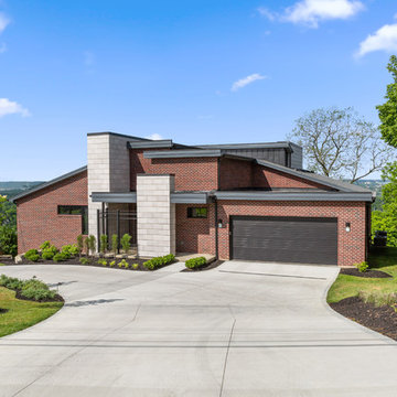 A Custom Contemporary One Story Home In Madeira, Ohio