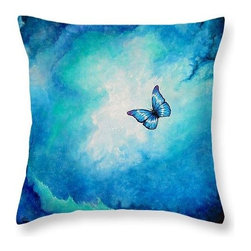 Helenas Journey - Decorative Pillows