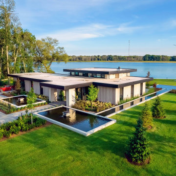 The House of Glass