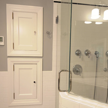 Storage Maximized in Small Bathroom