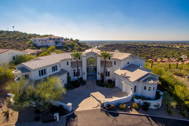Inspiration for a transitional home design remodel in Phoenix
