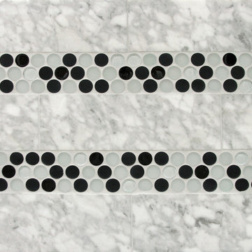White Marble and Penny Rounds Backsplash