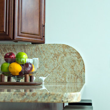 Rounded Granite Kitchen Countertops & Splash