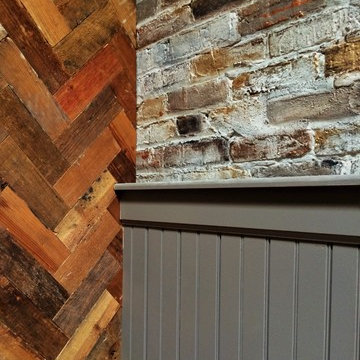 Faux brick downtown Chicago restaurant