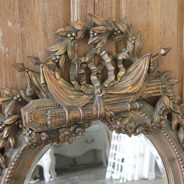 20th Century Giltwood Carved Mirror with Bevel
