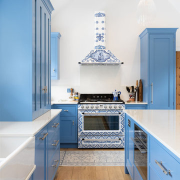 Italian-Inspired In-Frame Shaker Kitchen