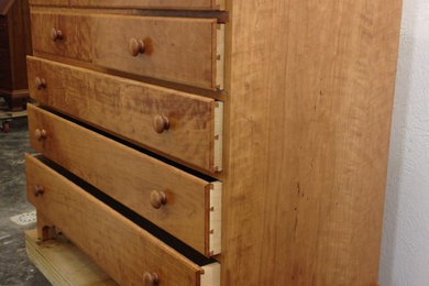 Shaker Chest of Drawers