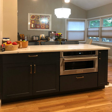 Hartsdale, NY Kitchen / Kemper Cabinetry / MSI Statuary Classique Countertop