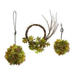 Outdoor Holiday Decor - Products