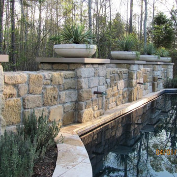 Italianate pool & courtyard in a tight space