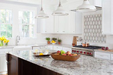 Example of a transitional kitchen design in DC Metro