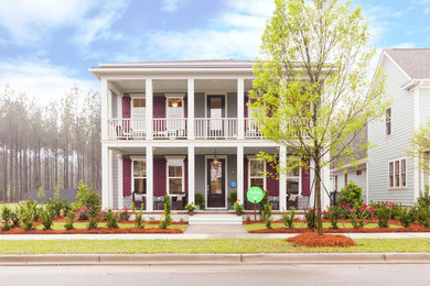 Minimalist exterior home photo in Charleston