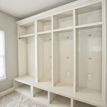 18042 Gupta Mudroom