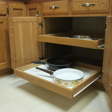 Custom Cabinets and Countertops