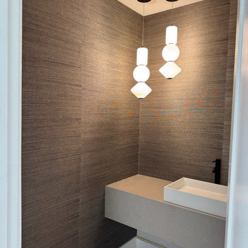 Wallpaper installation Bathroom in Quincy