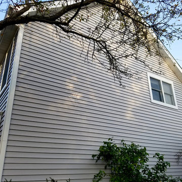 Roselle, IL Colonial Vinyl Siding Remodel