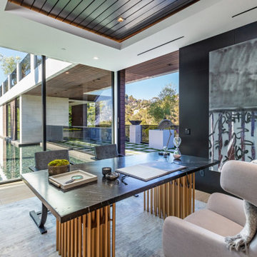 Bundy Drive Brentwood, Los Angeles modern mansion luxury home office
