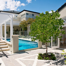 Pool & Entertainment