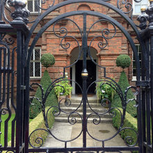 Garden walls and court yards