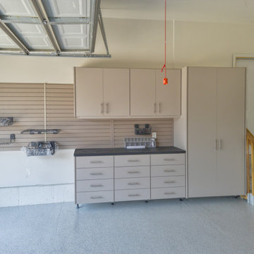 Garage Cabinets\Workbench's