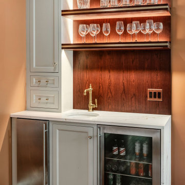 Warm Traditional Kitchen