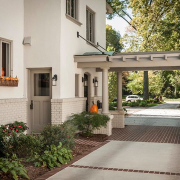 Trellis Side Entry