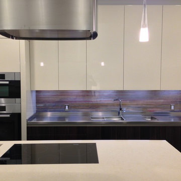 Kitchen backsplash
