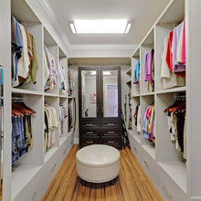 MASTER CLOSET