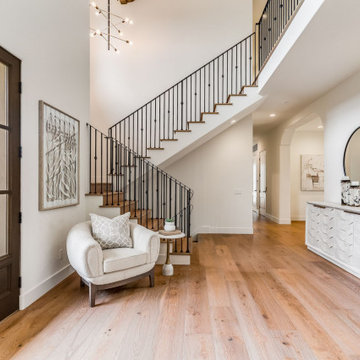 Casual Elegance in the Hills of La Jolla