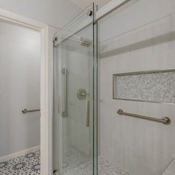 Les & Heidi’s Master Bathroom Renovation