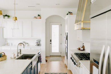 Inspiration for a transitional kitchen remodel in Dallas