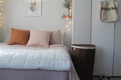 Example of a bedroom design in Boston