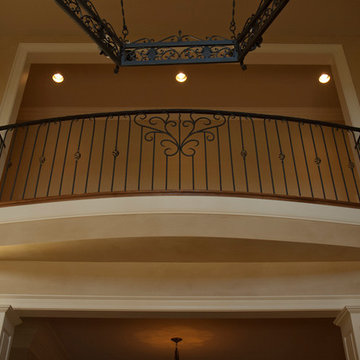Oak Leigh - Entry Centerpiece