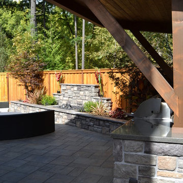 Outdoor Kitchen