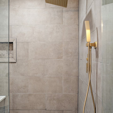 Starmark Bridgeport Kitchen & Primary Bath in White & Blueberry