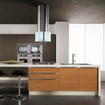 Modern Italian Custom Made Kitchens by LUBE