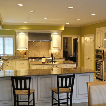 Modernize a '80s Kitchen