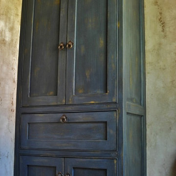 Cabinetry-Distress Finish