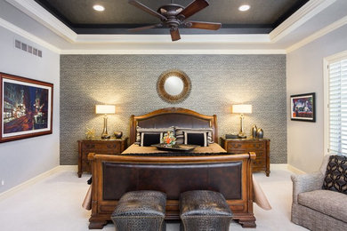 Bedroom - transitional bedroom idea in Kansas City
