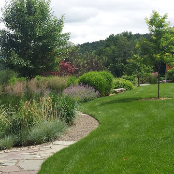 Stroll Garden from the Far Side