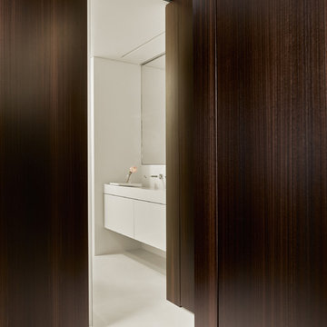 Midcentury Minimal Studio