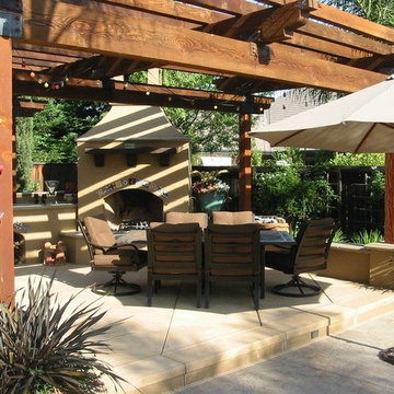 Arbors & Trellis'