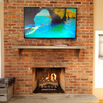 Gas Logs, Glass Burner Sets, & Fireplace Doors