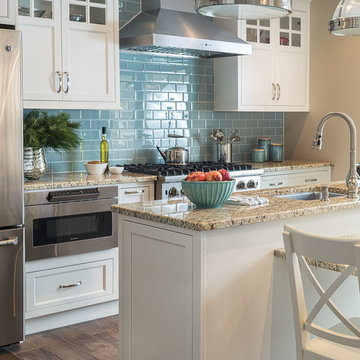 StarMark Cabinetry Traditional Inset Kitchen in Marshmallow Cream