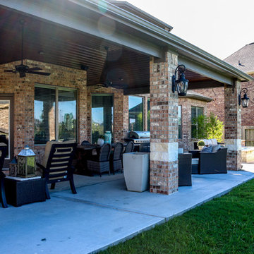 Entertaining Patio with Fire Feature: Fulshear, TX